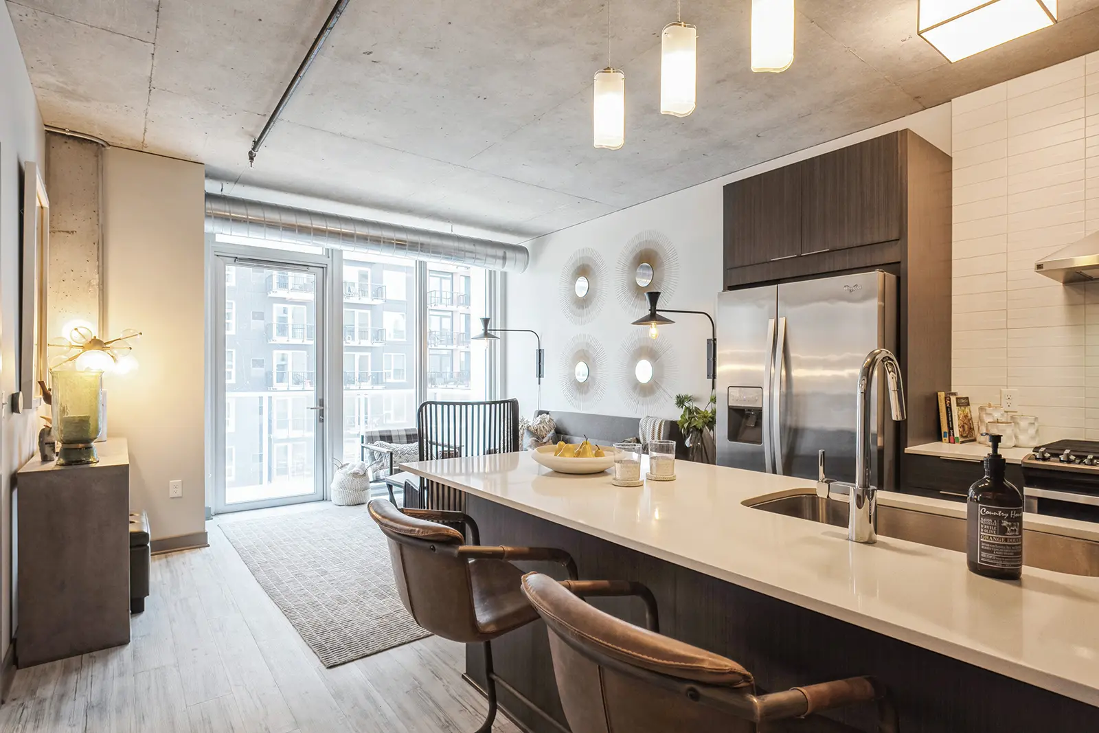 nordhaus-apartment-homes-for-rent-minneapolis-mn-55413-kitchen (6)
